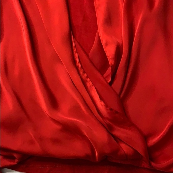 Michael Kors Red Drape Front long sleeve Women’s Blouse XS - Picture 7 of 8